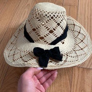 Nice hat never worn!